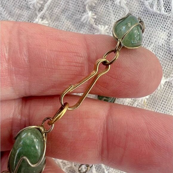 Vintage Green Aventurine Tumbled Stone Bracelet - Picture 6 of 11